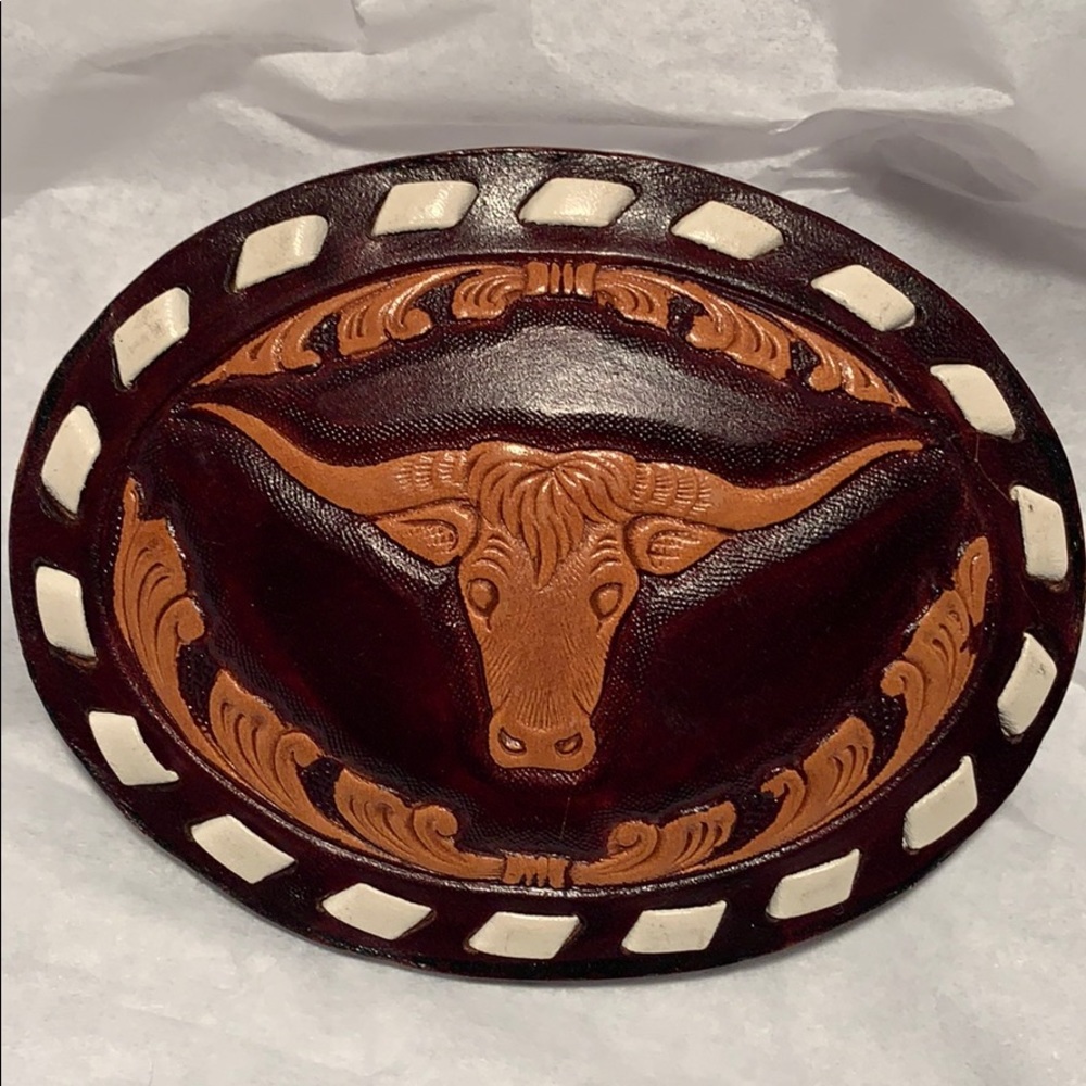 NWOT Leather long horn hand made in USA buckle